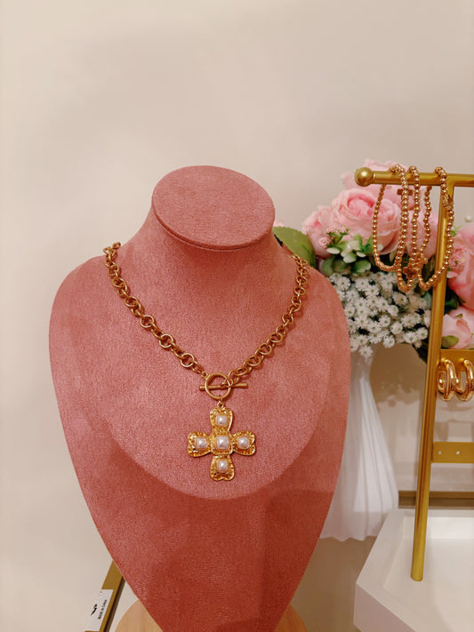 Golden Faith Necklace