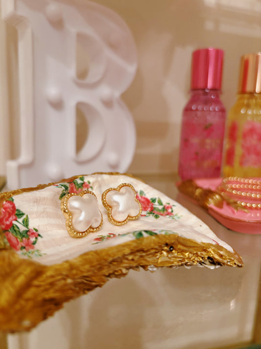 Pearl Clover Studs
